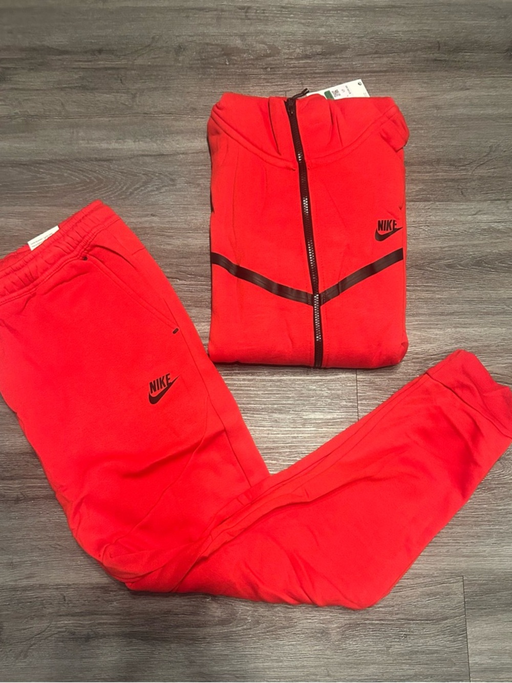 Nike tech XL Bright Red Zip Hoodie & Joggers Set